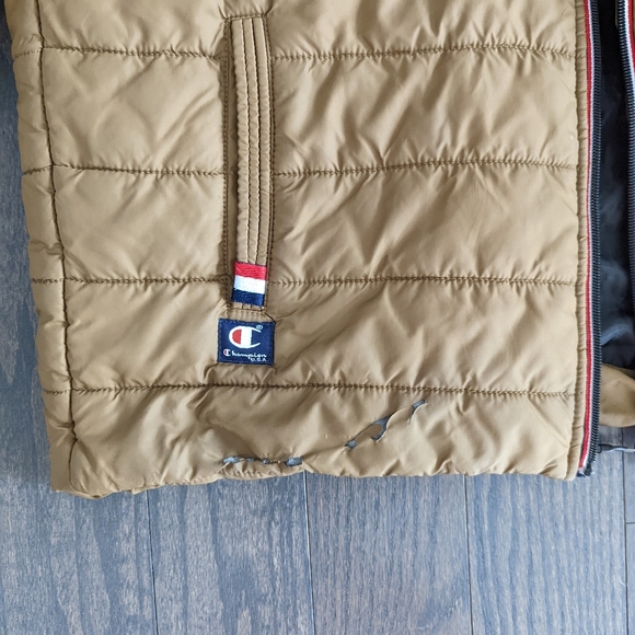 Champion Puffer Jacket - Picture 6 of 9